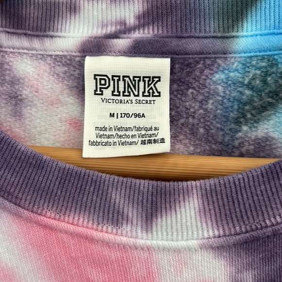 VS PINK Boxy Tie Dye Crop Top - Picture 2 of 6